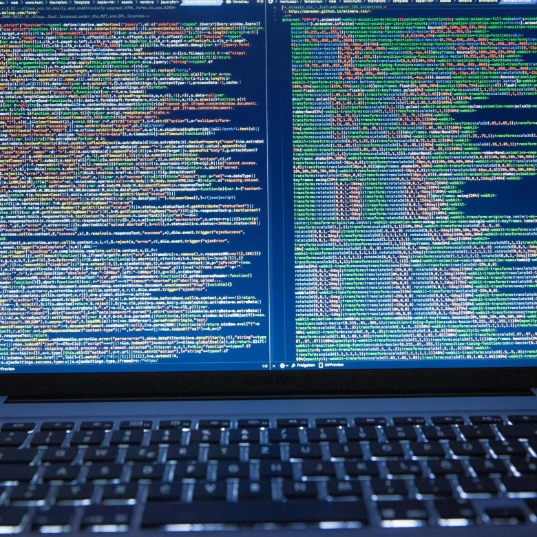 Kod oprogramowania komputerowego. Twórcy tego oprogramowania przysługuje autorskie prawa osobiste i majątkowe.