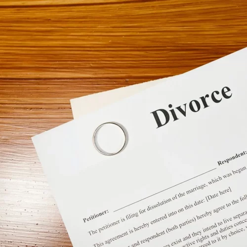 Papiery rozwodowe kredytobiorców.