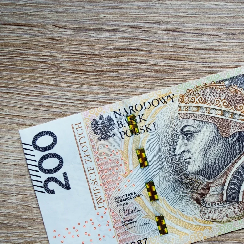 Sankcja kredytu darmowego: co powinni zrobić kredytobiorcy w obecnej sytuacji?