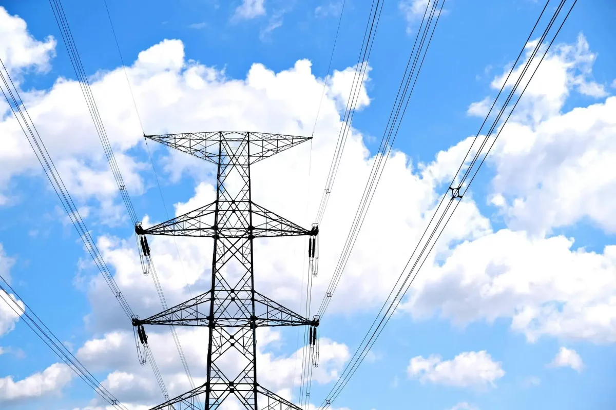 słupy przesyłowe słupy wysokiego napięcia odszkodowania