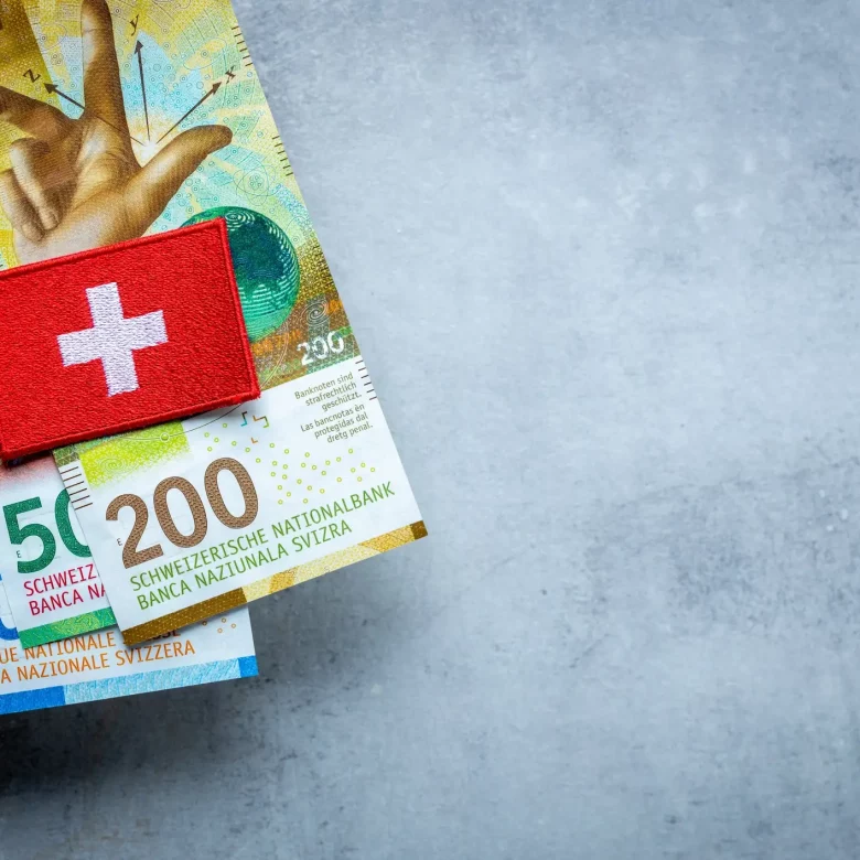 Franki szwajcarskie (CHF), które były używane jako podstawa do wyliczenia zadłużenia frankowiczów.